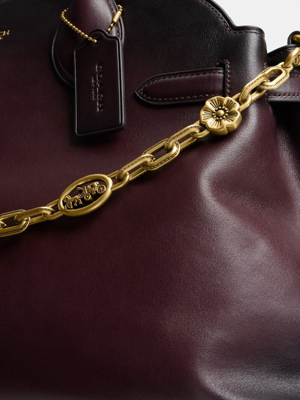 Coach Horse And Carriage Chain Strap